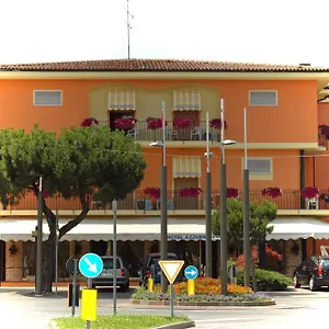 *** Hotel Azzurra Italia